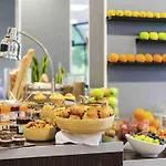 Novotel 4*
