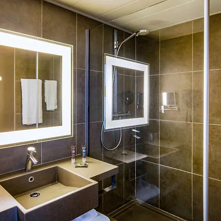Novotel فندق لو مان