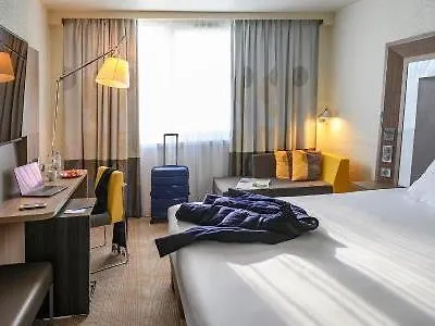 Novotel 4*