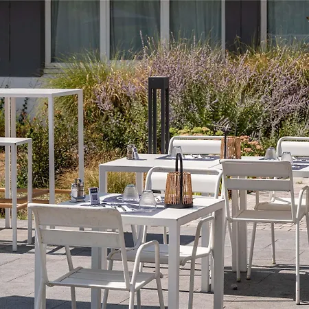 Novotel 4*