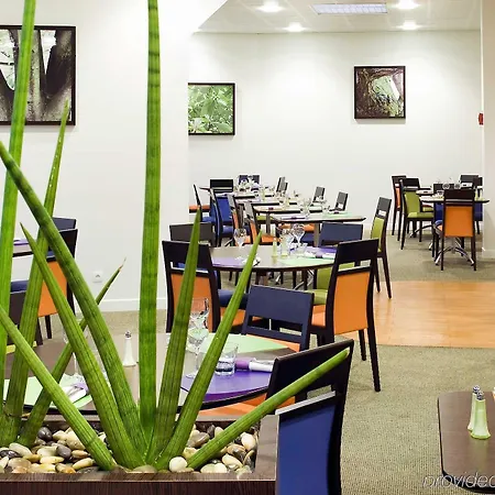 Novotel 4*