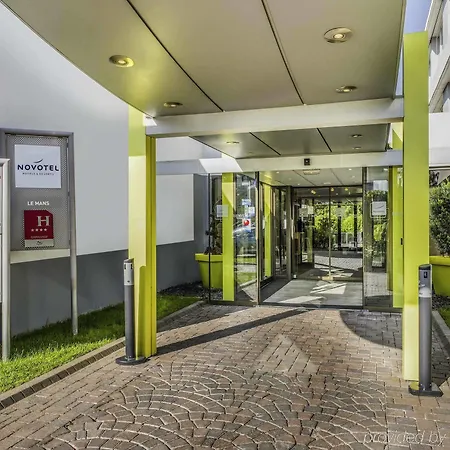 Novotel Hotell 4*