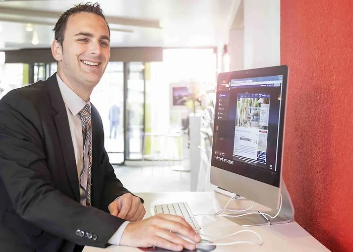 芒诺富特酒店 4* 勒芒